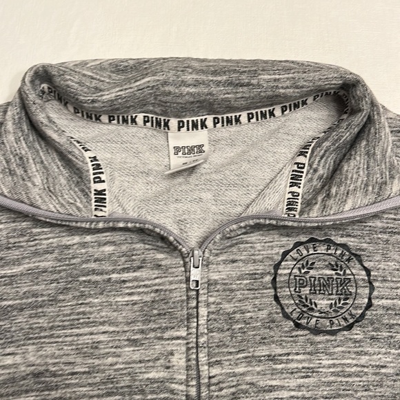 🔴 Victoria’s Secret PINK Grey & Black Varsity 3/4 Zip Pullover - Picture 4 of 9